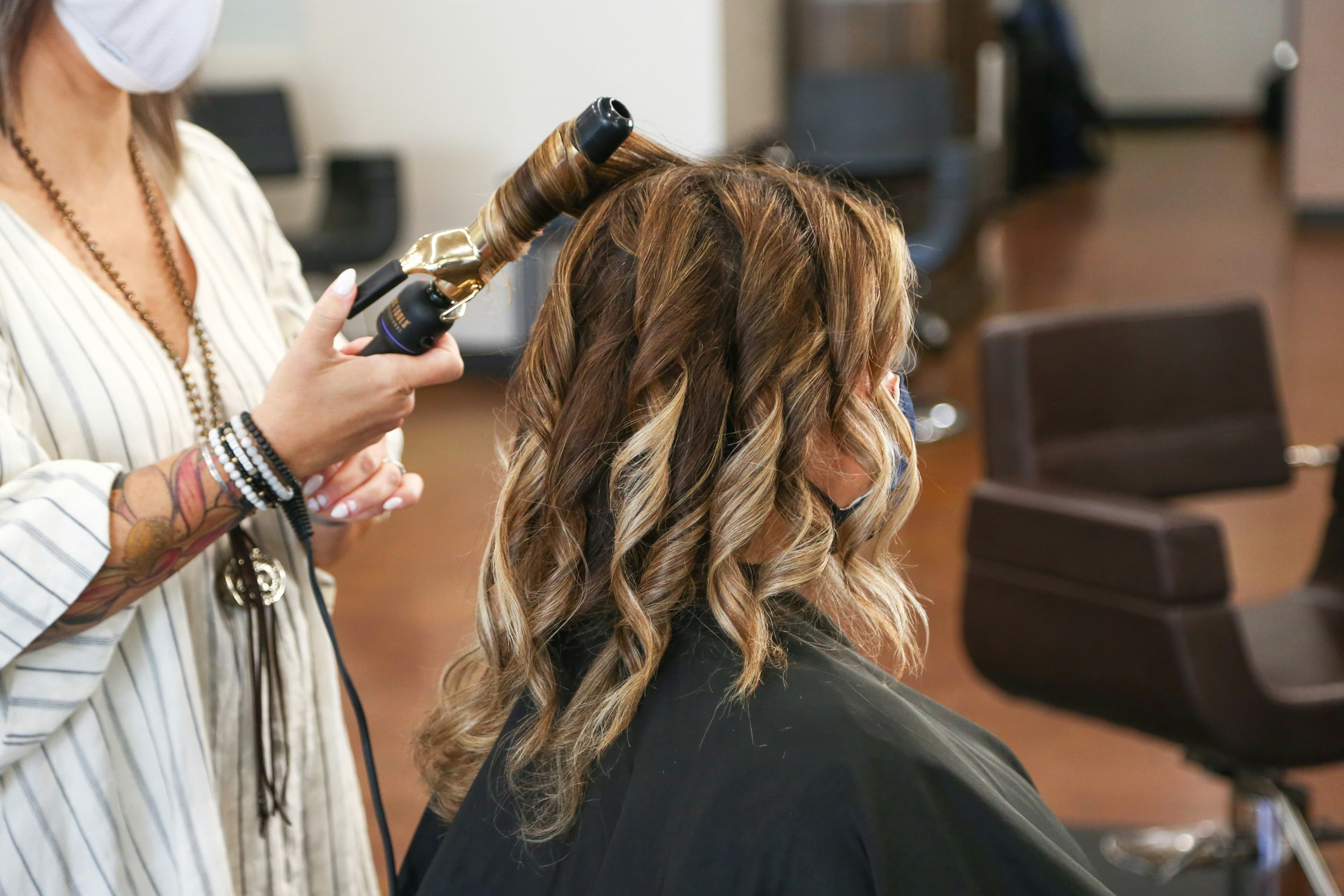 U & Me Women's Salon — editorial beauty photography